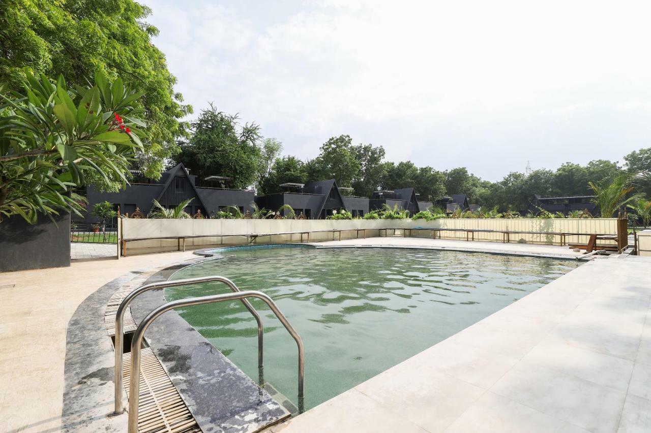 Oyo 48991 Serene Cottages And Resorts Βαντοντάρα Εξωτερικό φωτογραφία